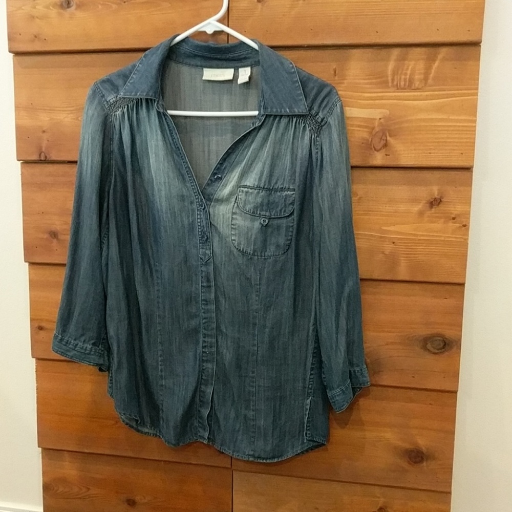 Chambray pullover